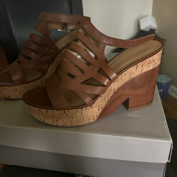 FRANCO SARTO LEATHER WEDGE SANDALS, Size 9.5 (fit more like 8.5) - Picture 4 of 5